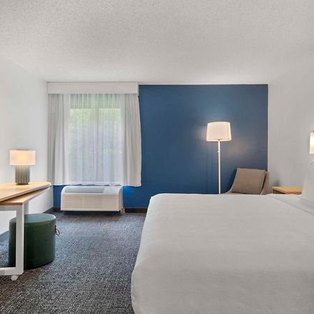 Spark By Hilton Newcomerstown Экстерьер фото