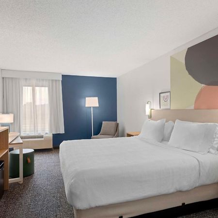 Spark By Hilton Newcomerstown Экстерьер фото