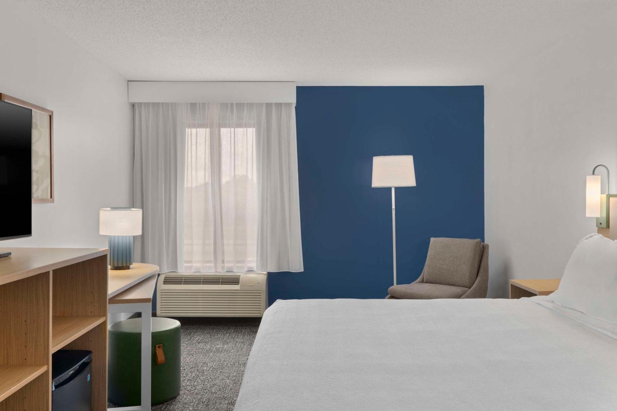 Spark By Hilton Newcomerstown Экстерьер фото