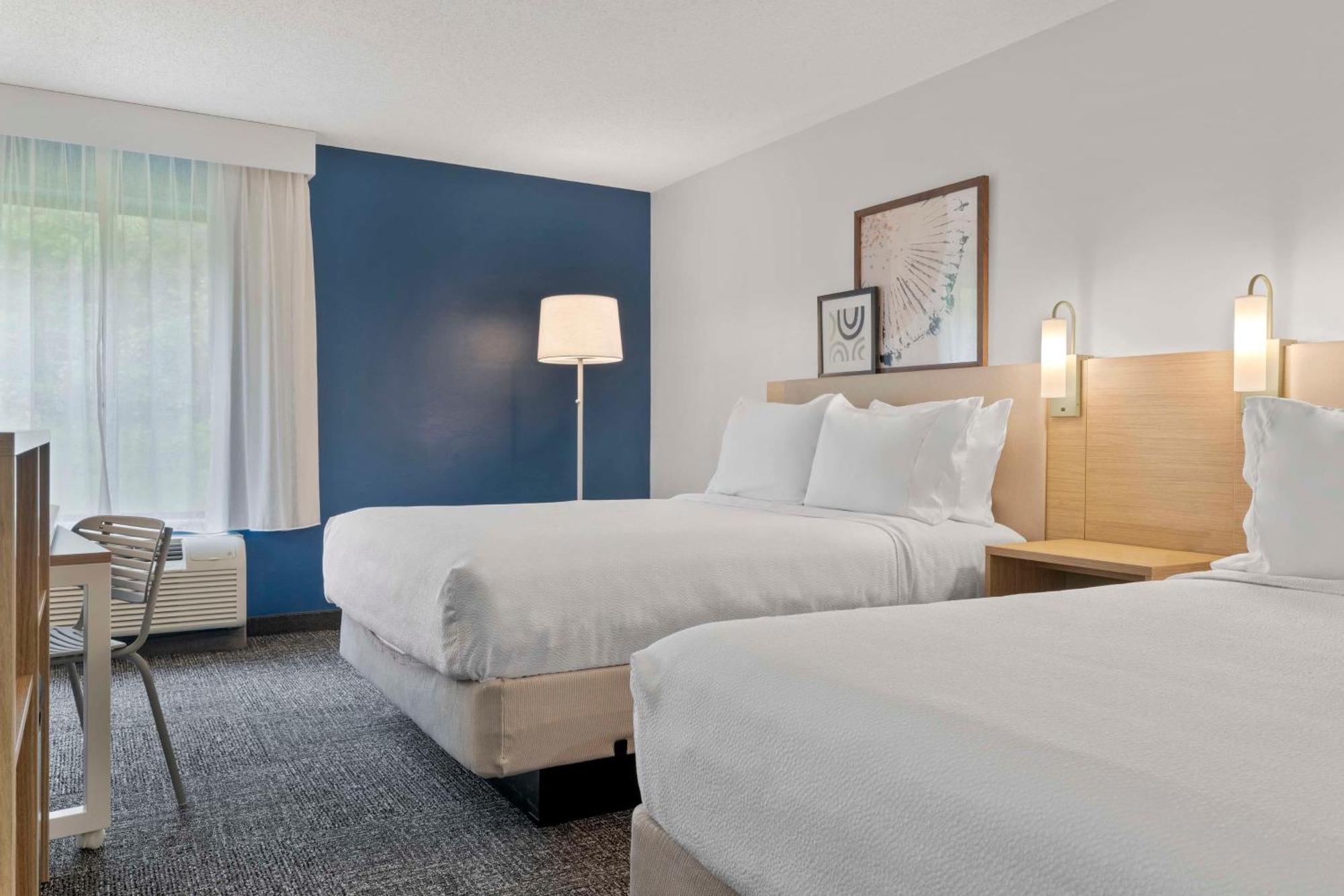 Spark By Hilton Newcomerstown Экстерьер фото