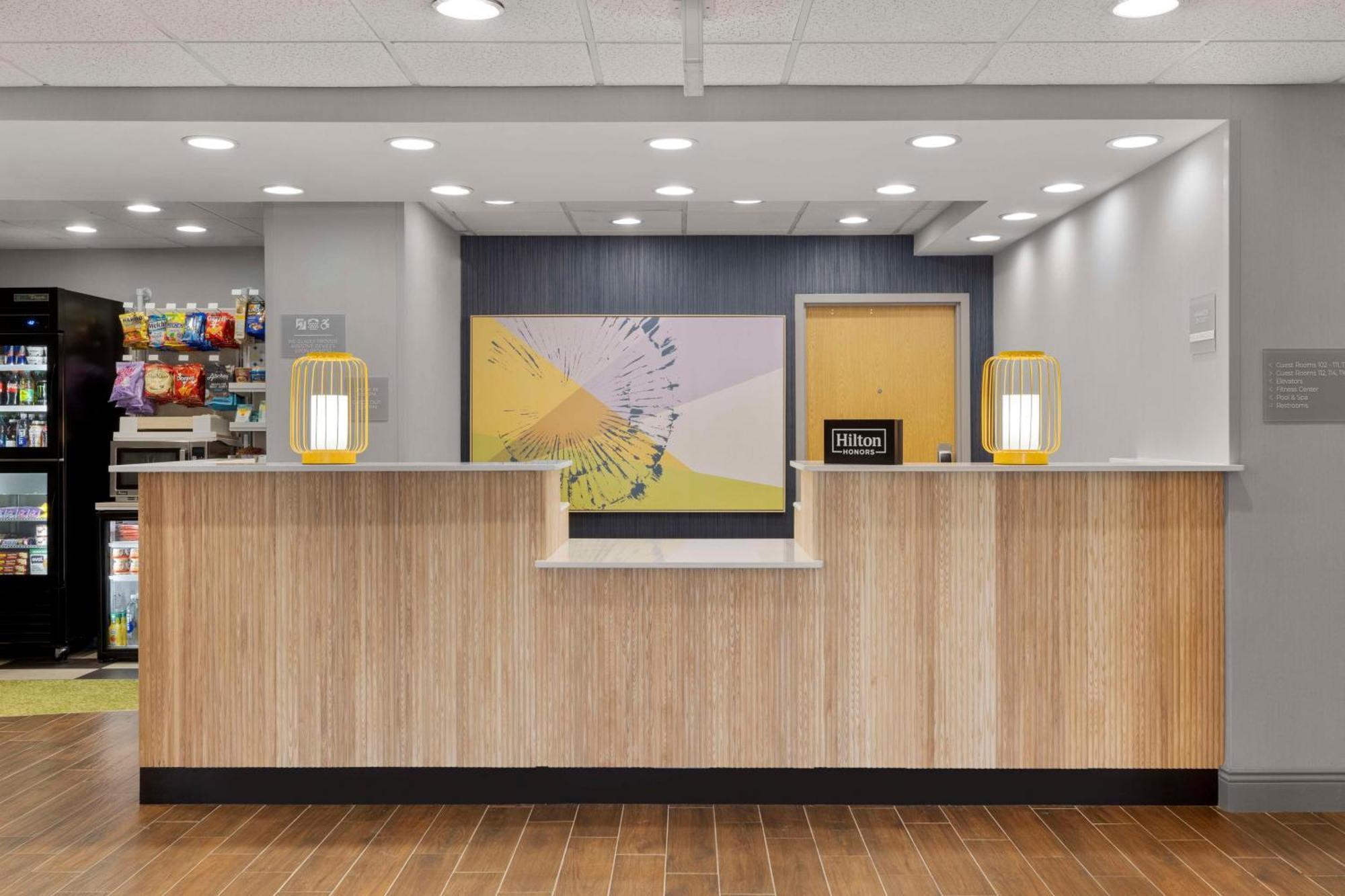 Spark By Hilton Newcomerstown Экстерьер фото